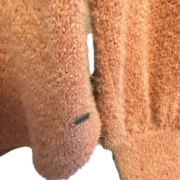 Hollister Pink Lightweight Fuzzy Soft V-neck Sweater Size Large‎ - Picture 5 of 6